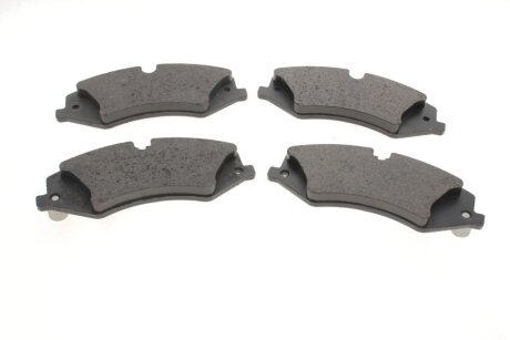 Передние тормозные колодки icer 181957203