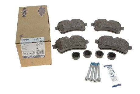 Тормозні (гальмівні) колодки icer 141837