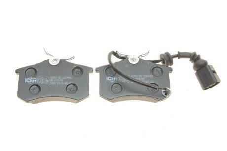 Задние тормозные колодки icer 181593703