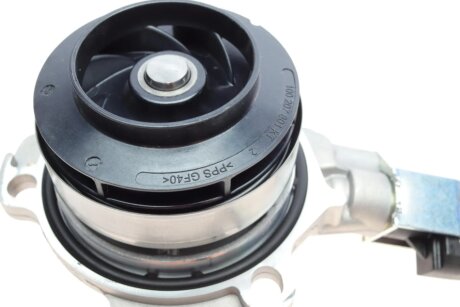 Комплект ременя ГРМ з помпою води ina 530075930