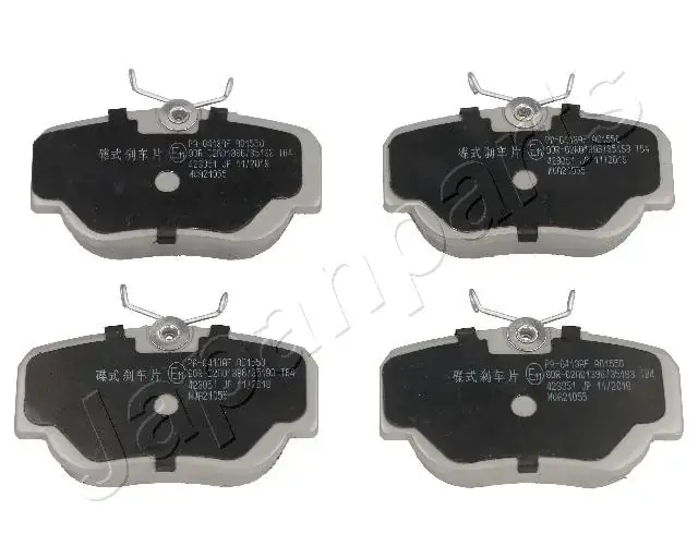 Передние тормозные колодки japan parts PA-0413AF