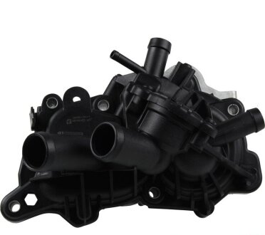 Водяной насос jp group 1114112400 на Фольксваген Гольф 8