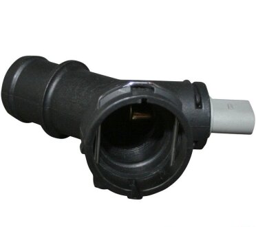 Фланец системы охлаждения Caddy/Golf/Passat 04- jp group 1114450300 на Ауди А3 8р