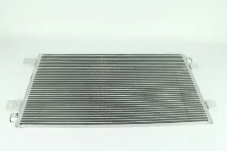 Радиатор кондиционера, 1.9-2.2-2.5-3.0dCi, (730x374x16), 00- KALE OTO RADYATOR 342910