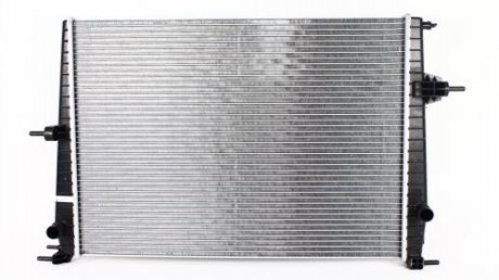 Радіатор охолодження двигуна kale oto radyator 220600
