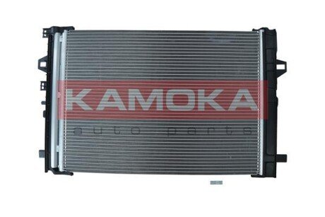 Радiатор кондицiонера з осушувачем INFINITI Q30 15-/QX30 16-/MERCEDES CLA 13-19/GLA 13- kamoka 7800273