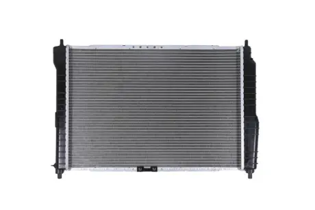 Радіатор охолодження двигуна kamoka 7700141