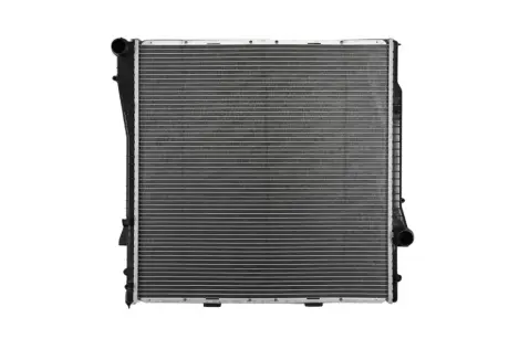 Радіатор охолодження двигуна kamoka 7700148