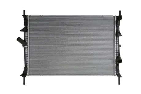 Радіатор охолодження двигуна kamoka 7700229 Форд Transit