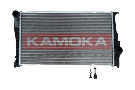 Радиатор интеркулера kamoka 7700067 на Бмв E87