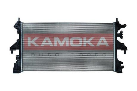 Радіатор охолодження двигуна kamoka 7705075