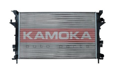 Радіатор охолодження двигуна kamoka 7705047