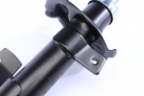 Передній амортизатор (стойка) kavo parts SSA10122