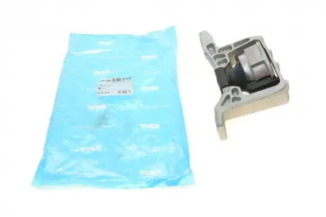 Подушка (опора) двигуна Kavo parts EEM-4538