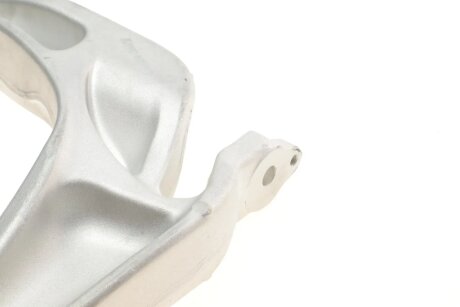 Важіль передньої підвіски kavo parts SCA2082