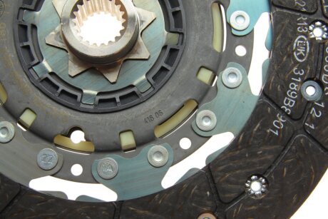 Комплект сцепления в сборе kawe 962327CSC