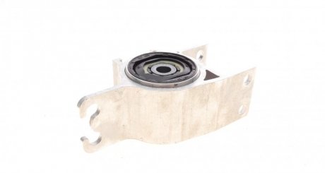 Сайлентблок переднего рычага lemforder 4202001