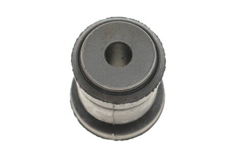 Сайлентблок переднего рычага lemforder 2660501