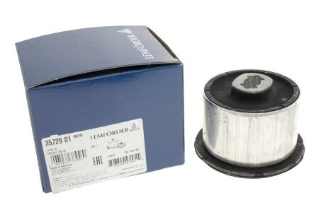 Сайлентблок переднього важеля lemforder 3572901