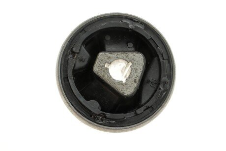 Сайлентблок переднего рычага lemforder 3653201