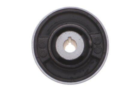 Сайлентблок переднего рычага lemforder 3884101