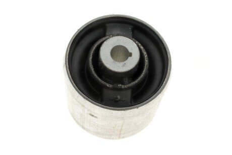 Сайлентблок переднего рычага lemforder 4343601