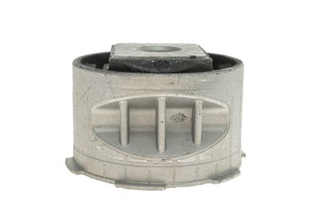 Сайлентблок (втулка) переднего амортизатора lemforder 3666101