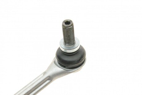 Стойка (тяга) стабилизатора передняя lemforder 3686301