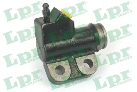 Циліндр зчеплення робочий LPR 3559 Ниссан Bluebird т12