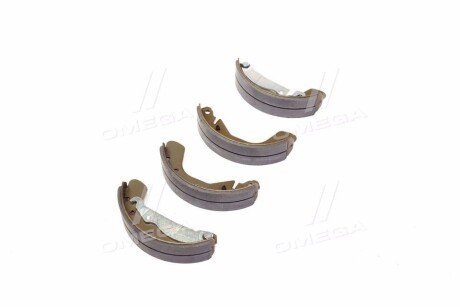 Колодки ручного (стоячого) тормоза lpr 06800