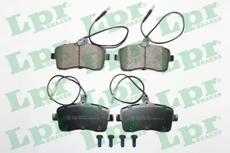 Передние тормозные колодки LPR 05P1196