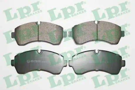 Передні тормозні (гальмівні) колодки LPR 05P1295