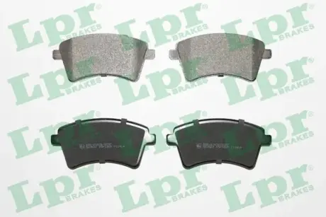 Передние тормозные колодки LPR 05P1465