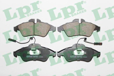 Передні тормозні (гальмівні) колодки lpr 05P1469 на Мерседес Sprinter w901/w905