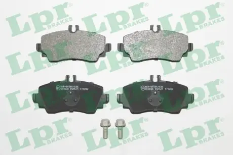 Передні тормозні (гальмівні) колодки LPR 05P671