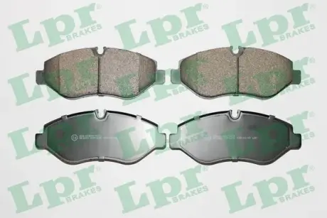 Передні тормозні (гальмівні) колодки LPR 05P1275