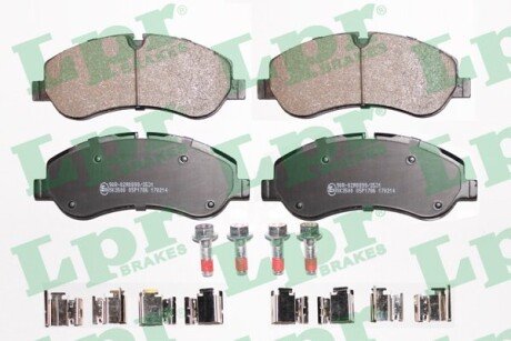 Тормозні (гальмівні) колодки lpr 05P1786 на Форд Кастом