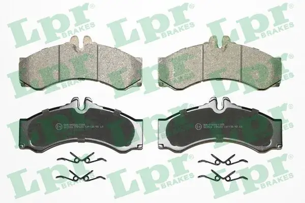 Передние тормозные колодки LPR 05P633