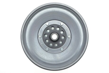 Демпфер сцепления luk 415065108 на Ауди А4 б8