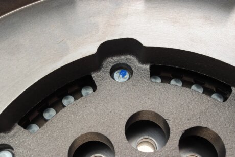 Маховик luk 415087810