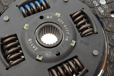 Диск сцепления luk 323017716