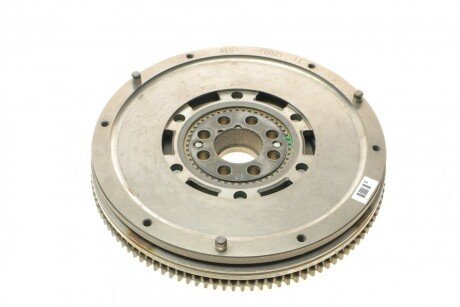 Двухмассовый (демпферный) маховик luk 415002110