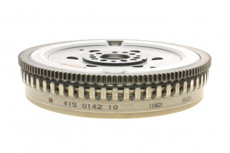 Двухмассовый (демпферный) маховик luk 415014210