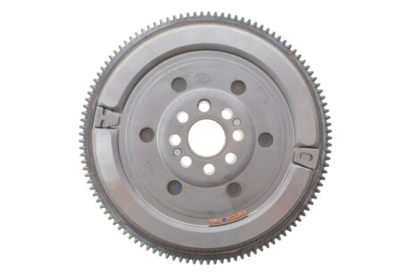 Двухмассовый (демпферный) маховик luk 415015810