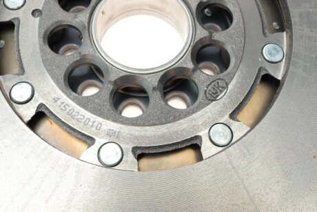 Двухмасовий (демпферний) маховик luk 415022010