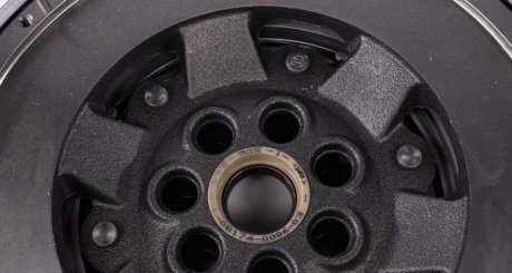 Двухмасовий (демпферний) маховик luk 415026110