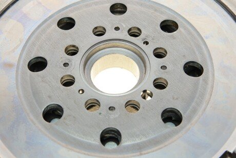 Двухмасовий (демпферний) маховик luk 415027610