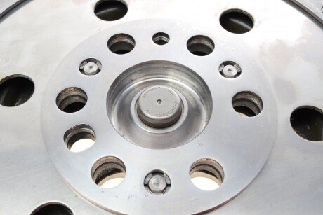 Двухмасовий (демпферний) маховик luk 415040610