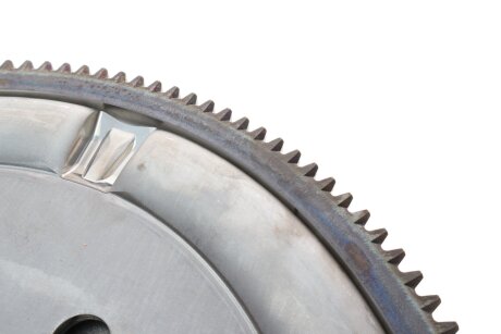 Двухмассовый (демпферный) маховик luk 415041410