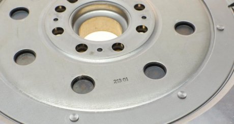 Двухмасовий (демпферний) маховик luk 415048410